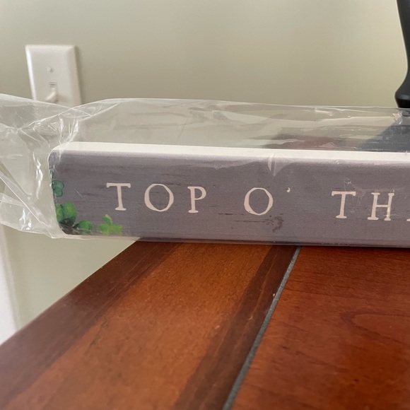 Top o the morning to you - St Patrick’s Day decor - small shelf sitter sign - Picture 2 of 5